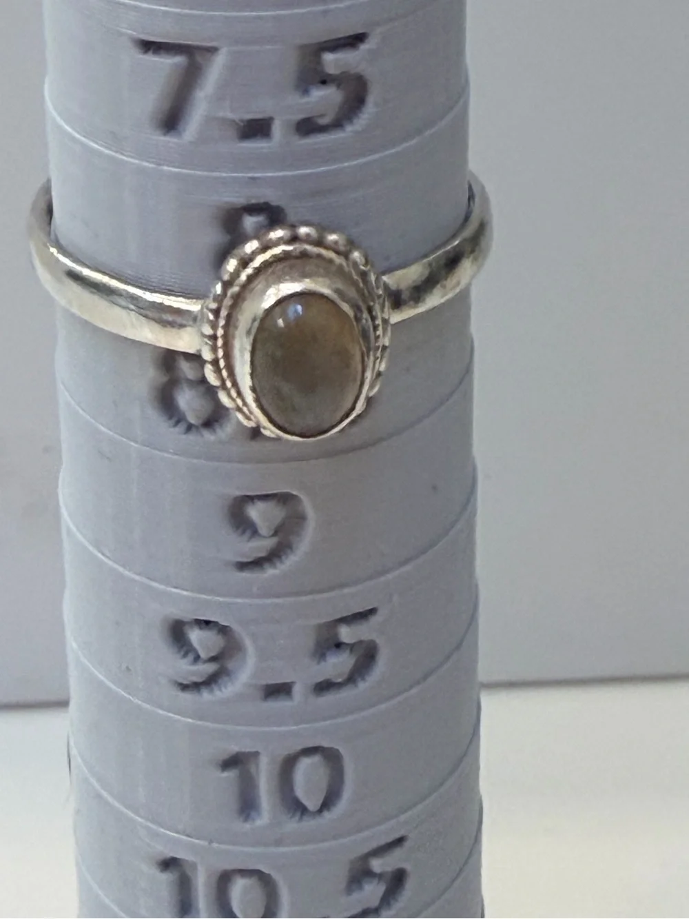 N/A elegant silver